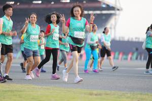 BIB: 81768, 523, 52435
                            <button type="button" onclick="openModal(10574571)" class="btn btn-primary btn-sm float-right btn-popup" data-toggle="modal" data-target=".modal-high-quality">
                        <i class="fas fa-shopping-cart"></i> Add to Cart
                    </button>
                                            <button type="button" onclick="isThisMe(10574571, true)" class="btn btn-success btn-sm float-right btn-popup btn-isme hidden" data-toggle="tooltip" data-placement="bottom" title="นี่คือรูปของคุณใช่ไหม คลิกที่นี่เพื่อเอาเข้าอัลบั้ม">
                        <i class="fas fa-plus"></i> Add to album
                    </button>
                    <button type="button" onclick="isThisMe(10574571, false)" class="btn btn-warning btn-sm float-right btn-popup btn-isnotme hidden">
                        <i class="fas fa-ban"></i> Remove from album
                    </button>