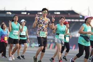 BIB: 51856, 50996, 5235, 528
                            <button type="button" onclick="openModal(10574453)" class="btn btn-primary btn-sm float-right btn-popup" data-toggle="modal" data-target=".modal-high-quality">
                        <i class="fas fa-shopping-cart"></i> Add to Cart
                    </button>
                                            <button type="button" onclick="isThisMe(10574453, true)" class="btn btn-success btn-sm float-right btn-popup btn-isme hidden" data-toggle="tooltip" data-placement="bottom" title="นี่คือรูปของคุณใช่ไหม คลิกที่นี่เพื่อเอาเข้าอัลบั้ม">
                        <i class="fas fa-plus"></i> Add to album
                    </button>
                    <button type="button" onclick="isThisMe(10574453, false)" class="btn btn-warning btn-sm float-right btn-popup btn-isnotme hidden">
                        <i class="fas fa-ban"></i> Remove from album
                    </button>