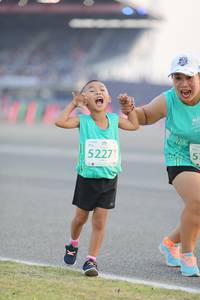 BIB: 52271
                            <button type="button" onclick="openModal(10575273)" class="btn btn-primary btn-sm float-right btn-popup" data-toggle="modal" data-target=".modal-high-quality">
                        <i class="fas fa-shopping-cart"></i> Add to Cart
                    </button>
                                            <button type="button" onclick="isThisMe(10575273, true)" class="btn btn-success btn-sm float-right btn-popup btn-isme hidden" data-toggle="tooltip" data-placement="bottom" title="นี่คือรูปของคุณใช่ไหม คลิกที่นี่เพื่อเอาเข้าอัลบั้ม">
                        <i class="fas fa-plus"></i> Add to album
                    </button>
                    <button type="button" onclick="isThisMe(10575273, false)" class="btn btn-warning btn-sm float-right btn-popup btn-isnotme hidden">
                        <i class="fas fa-ban"></i> Remove from album
                    </button>