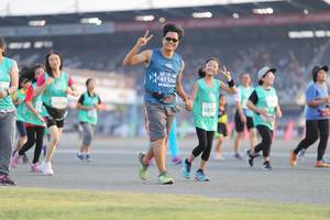 BIB: 41386, 5050, 81768
                            <button type="button" onclick="openModal(10574558)" class="btn btn-primary btn-sm float-right btn-popup" data-toggle="modal" data-target=".modal-high-quality">
                        <i class="fas fa-shopping-cart"></i> Add to Cart
                    </button>
                                            <button type="button" onclick="isThisMe(10574558, true)" class="btn btn-success btn-sm float-right btn-popup btn-isme hidden" data-toggle="tooltip" data-placement="bottom" title="นี่คือรูปของคุณใช่ไหม คลิกที่นี่เพื่อเอาเข้าอัลบั้ม">
                        <i class="fas fa-plus"></i> Add to album
                    </button>
                    <button type="button" onclick="isThisMe(10574558, false)" class="btn btn-warning btn-sm float-right btn-popup btn-isnotme hidden">
                        <i class="fas fa-ban"></i> Remove from album
                    </button>