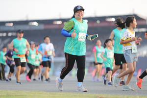 BIB: 5325
                            <button type="button" onclick="openModal(10574387)" class="btn btn-primary btn-sm float-right btn-popup" data-toggle="modal" data-target=".modal-high-quality">
                        <i class="fas fa-shopping-cart"></i> Add to Cart
                    </button>
                                            <button type="button" onclick="isThisMe(10574387, true)" class="btn btn-success btn-sm float-right btn-popup btn-isme hidden" data-toggle="tooltip" data-placement="bottom" title="นี่คือรูปของคุณใช่ไหม คลิกที่นี่เพื่อเอาเข้าอัลบั้ม">
                        <i class="fas fa-plus"></i> Add to album
                    </button>
                    <button type="button" onclick="isThisMe(10574387, false)" class="btn btn-warning btn-sm float-right btn-popup btn-isnotme hidden">
                        <i class="fas fa-ban"></i> Remove from album
                    </button>