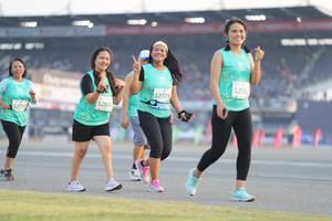 BIB: 52582, 52771, 52806, 5275
                            <button type="button" onclick="openModal(10575153)" class="btn btn-primary btn-sm float-right btn-popup" data-toggle="modal" data-target=".modal-high-quality">
                        <i class="fas fa-shopping-cart"></i> Add to Cart
                    </button>
                                            <button type="button" onclick="isThisMe(10575153, true)" class="btn btn-success btn-sm float-right btn-popup btn-isme hidden" data-toggle="tooltip" data-placement="bottom" title="นี่คือรูปของคุณใช่ไหม คลิกที่นี่เพื่อเอาเข้าอัลบั้ม">
                        <i class="fas fa-plus"></i> Add to album
                    </button>
                    <button type="button" onclick="isThisMe(10575153, false)" class="btn btn-warning btn-sm float-right btn-popup btn-isnotme hidden">
                        <i class="fas fa-ban"></i> Remove from album
                    </button>