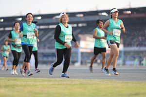 BIB: 50710, 52368, 50942, 5245
                            <button type="button" onclick="openModal(10573526)" class="btn btn-primary btn-sm float-right btn-popup" data-toggle="modal" data-target=".modal-high-quality">
                        <i class="fas fa-shopping-cart"></i> Add to Cart
                    </button>
                                            <button type="button" onclick="isThisMe(10573526, true)" class="btn btn-success btn-sm float-right btn-popup btn-isme hidden" data-toggle="tooltip" data-placement="bottom" title="นี่คือรูปของคุณใช่ไหม คลิกที่นี่เพื่อเอาเข้าอัลบั้ม">
                        <i class="fas fa-plus"></i> Add to album
                    </button>
                    <button type="button" onclick="isThisMe(10573526, false)" class="btn btn-warning btn-sm float-right btn-popup btn-isnotme hidden">
                        <i class="fas fa-ban"></i> Remove from album
                    </button>