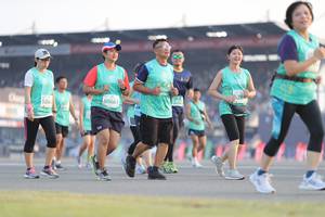 BIB: 52013, 80661, 5261
                            <button type="button" onclick="openModal(10574207)" class="btn btn-primary btn-sm float-right btn-popup" data-toggle="modal" data-target=".modal-high-quality">
                        <i class="fas fa-shopping-cart"></i> Add to Cart
                    </button>
                                            <button type="button" onclick="isThisMe(10574207, true)" class="btn btn-success btn-sm float-right btn-popup btn-isme hidden" data-toggle="tooltip" data-placement="bottom" title="นี่คือรูปของคุณใช่ไหม คลิกที่นี่เพื่อเอาเข้าอัลบั้ม">
                        <i class="fas fa-plus"></i> Add to album
                    </button>
                    <button type="button" onclick="isThisMe(10574207, false)" class="btn btn-warning btn-sm float-right btn-popup btn-isnotme hidden">
                        <i class="fas fa-ban"></i> Remove from album
                    </button>