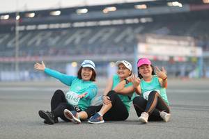 BIB: 3145
                            <button type="button" onclick="openModal(10575596)" class="btn btn-primary btn-sm float-right btn-popup" data-toggle="modal" data-target=".modal-high-quality">
                        <i class="fas fa-shopping-cart"></i> Add to Cart
                    </button>
                                            <button type="button" onclick="isThisMe(10575596, true)" class="btn btn-success btn-sm float-right btn-popup btn-isme hidden" data-toggle="tooltip" data-placement="bottom" title="นี่คือรูปของคุณใช่ไหม คลิกที่นี่เพื่อเอาเข้าอัลบั้ม">
                        <i class="fas fa-plus"></i> Add to album
                    </button>
                    <button type="button" onclick="isThisMe(10575596, false)" class="btn btn-warning btn-sm float-right btn-popup btn-isnotme hidden">
                        <i class="fas fa-ban"></i> Remove from album
                    </button>