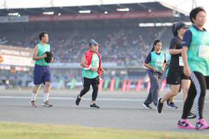 BIB: 18295
                            <button type="button" onclick="openModal(10574589)" class="btn btn-primary btn-sm float-right btn-popup" data-toggle="modal" data-target=".modal-high-quality">
                        <i class="fas fa-shopping-cart"></i> Add to Cart
                    </button>
                                            <button type="button" onclick="isThisMe(10574589, true)" class="btn btn-success btn-sm float-right btn-popup btn-isme hidden" data-toggle="tooltip" data-placement="bottom" title="นี่คือรูปของคุณใช่ไหม คลิกที่นี่เพื่อเอาเข้าอัลบั้ม">
                        <i class="fas fa-plus"></i> Add to album
                    </button>
                    <button type="button" onclick="isThisMe(10574589, false)" class="btn btn-warning btn-sm float-right btn-popup btn-isnotme hidden">
                        <i class="fas fa-ban"></i> Remove from album
                    </button>