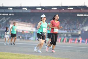 BIB: 5242, 5736
                            <button type="button" onclick="openModal(10575162)" class="btn btn-primary btn-sm float-right btn-popup" data-toggle="modal" data-target=".modal-high-quality">
                        <i class="fas fa-shopping-cart"></i> Add to Cart
                    </button>
                                            <button type="button" onclick="isThisMe(10575162, true)" class="btn btn-success btn-sm float-right btn-popup btn-isme hidden" data-toggle="tooltip" data-placement="bottom" title="นี่คือรูปของคุณใช่ไหม คลิกที่นี่เพื่อเอาเข้าอัลบั้ม">
                        <i class="fas fa-plus"></i> Add to album
                    </button>
                    <button type="button" onclick="isThisMe(10575162, false)" class="btn btn-warning btn-sm float-right btn-popup btn-isnotme hidden">
                        <i class="fas fa-ban"></i> Remove from album
                    </button>