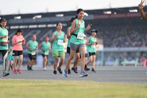 BIB: 5246, 525
                            <button type="button" onclick="openModal(10573898)" class="btn btn-primary btn-sm float-right btn-popup" data-toggle="modal" data-target=".modal-high-quality">
                        <i class="fas fa-shopping-cart"></i> Add to Cart
                    </button>
                                            <button type="button" onclick="isThisMe(10573898, true)" class="btn btn-success btn-sm float-right btn-popup btn-isme hidden" data-toggle="tooltip" data-placement="bottom" title="นี่คือรูปของคุณใช่ไหม คลิกที่นี่เพื่อเอาเข้าอัลบั้ม">
                        <i class="fas fa-plus"></i> Add to album
                    </button>
                    <button type="button" onclick="isThisMe(10573898, false)" class="btn btn-warning btn-sm float-right btn-popup btn-isnotme hidden">
                        <i class="fas fa-ban"></i> Remove from album
                    </button>