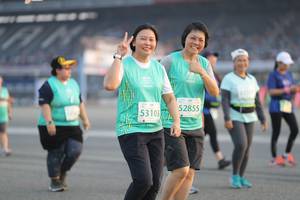 BIB: 52855, 53103, 
                            <button type="button" onclick="openModal(10575352)" class="btn btn-primary btn-sm float-right btn-popup" data-toggle="modal" data-target=".modal-high-quality">
                        <i class="fas fa-shopping-cart"></i> Add to Cart
                    </button>
                                            <button type="button" onclick="isThisMe(10575352, true)" class="btn btn-success btn-sm float-right btn-popup btn-isme hidden" data-toggle="tooltip" data-placement="bottom" title="นี่คือรูปของคุณใช่ไหม คลิกที่นี่เพื่อเอาเข้าอัลบั้ม">
                        <i class="fas fa-plus"></i> Add to album
                    </button>
                    <button type="button" onclick="isThisMe(10575352, false)" class="btn btn-warning btn-sm float-right btn-popup btn-isnotme hidden">
                        <i class="fas fa-ban"></i> Remove from album
                    </button>