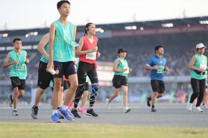 BIB: 5083, 1763
                            <button type="button" onclick="openModal(10573777)" class="btn btn-primary btn-sm float-right btn-popup" data-toggle="modal" data-target=".modal-high-quality">
                        <i class="fas fa-shopping-cart"></i> Add to Cart
                    </button>
                                            <button type="button" onclick="isThisMe(10573777, true)" class="btn btn-success btn-sm float-right btn-popup btn-isme hidden" data-toggle="tooltip" data-placement="bottom" title="นี่คือรูปของคุณใช่ไหม คลิกที่นี่เพื่อเอาเข้าอัลบั้ม">
                        <i class="fas fa-plus"></i> Add to album
                    </button>
                    <button type="button" onclick="isThisMe(10573777, false)" class="btn btn-warning btn-sm float-right btn-popup btn-isnotme hidden">
                        <i class="fas fa-ban"></i> Remove from album
                    </button>