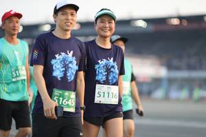 BIB: 519, 51116, 51645
                            <button type="button" onclick="openModal(10575466)" class="btn btn-primary btn-sm float-right btn-popup" data-toggle="modal" data-target=".modal-high-quality">
                        <i class="fas fa-shopping-cart"></i> Add to Cart
                    </button>
                                            <button type="button" onclick="isThisMe(10575466, true)" class="btn btn-success btn-sm float-right btn-popup btn-isme hidden" data-toggle="tooltip" data-placement="bottom" title="นี่คือรูปของคุณใช่ไหม คลิกที่นี่เพื่อเอาเข้าอัลบั้ม">
                        <i class="fas fa-plus"></i> Add to album
                    </button>
                    <button type="button" onclick="isThisMe(10575466, false)" class="btn btn-warning btn-sm float-right btn-popup btn-isnotme hidden">
                        <i class="fas fa-ban"></i> Remove from album
                    </button>