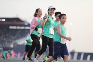 BIB: 50541
                            <button type="button" onclick="openModal(10574007)" class="btn btn-primary btn-sm float-right btn-popup" data-toggle="modal" data-target=".modal-high-quality">
                        <i class="fas fa-shopping-cart"></i> Add to Cart
                    </button>
                                            <button type="button" onclick="isThisMe(10574007, true)" class="btn btn-success btn-sm float-right btn-popup btn-isme hidden" data-toggle="tooltip" data-placement="bottom" title="นี่คือรูปของคุณใช่ไหม คลิกที่นี่เพื่อเอาเข้าอัลบั้ม">
                        <i class="fas fa-plus"></i> Add to album
                    </button>
                    <button type="button" onclick="isThisMe(10574007, false)" class="btn btn-warning btn-sm float-right btn-popup btn-isnotme hidden">
                        <i class="fas fa-ban"></i> Remove from album
                    </button>