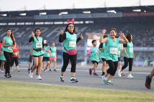 BIB: 5292, 50805, 52886
                            <button type="button" onclick="openModal(10575097)" class="btn btn-primary btn-sm float-right btn-popup" data-toggle="modal" data-target=".modal-high-quality">
                        <i class="fas fa-shopping-cart"></i> Add to Cart
                    </button>
                                            <button type="button" onclick="isThisMe(10575097, true)" class="btn btn-success btn-sm float-right btn-popup btn-isme hidden" data-toggle="tooltip" data-placement="bottom" title="นี่คือรูปของคุณใช่ไหม คลิกที่นี่เพื่อเอาเข้าอัลบั้ม">
                        <i class="fas fa-plus"></i> Add to album
                    </button>
                    <button type="button" onclick="isThisMe(10575097, false)" class="btn btn-warning btn-sm float-right btn-popup btn-isnotme hidden">
                        <i class="fas fa-ban"></i> Remove from album
                    </button>