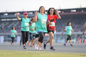 BIB: 53340, 52721
                            <button type="button" onclick="openModal(10574216)" class="btn btn-primary btn-sm float-right btn-popup" data-toggle="modal" data-target=".modal-high-quality">
                        <i class="fas fa-shopping-cart"></i> Add to Cart
                    </button>
                                            <button type="button" onclick="isThisMe(10574216, true)" class="btn btn-success btn-sm float-right btn-popup btn-isme hidden" data-toggle="tooltip" data-placement="bottom" title="นี่คือรูปของคุณใช่ไหม คลิกที่นี่เพื่อเอาเข้าอัลบั้ม">
                        <i class="fas fa-plus"></i> Add to album
                    </button>
                    <button type="button" onclick="isThisMe(10574216, false)" class="btn btn-warning btn-sm float-right btn-popup btn-isnotme hidden">
                        <i class="fas fa-ban"></i> Remove from album
                    </button>