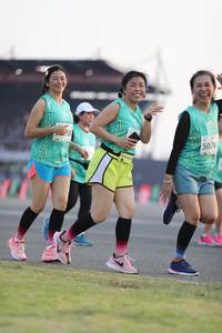 BIB: 5076
                            <button type="button" onclick="openModal(10574948)" class="btn btn-primary btn-sm float-right btn-popup" data-toggle="modal" data-target=".modal-high-quality">
                        <i class="fas fa-shopping-cart"></i> Add to Cart
                    </button>
                                            <button type="button" onclick="isThisMe(10574948, true)" class="btn btn-success btn-sm float-right btn-popup btn-isme hidden" data-toggle="tooltip" data-placement="bottom" title="นี่คือรูปของคุณใช่ไหม คลิกที่นี่เพื่อเอาเข้าอัลบั้ม">
                        <i class="fas fa-plus"></i> Add to album
                    </button>
                    <button type="button" onclick="isThisMe(10574948, false)" class="btn btn-warning btn-sm float-right btn-popup btn-isnotme hidden">
                        <i class="fas fa-ban"></i> Remove from album
                    </button>