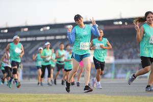 BIB: 52784
                            <button type="button" onclick="openModal(10573828)" class="btn btn-primary btn-sm float-right btn-popup" data-toggle="modal" data-target=".modal-high-quality">
                        <i class="fas fa-shopping-cart"></i> Add to Cart
                    </button>
                                            <button type="button" onclick="isThisMe(10573828, true)" class="btn btn-success btn-sm float-right btn-popup btn-isme hidden" data-toggle="tooltip" data-placement="bottom" title="นี่คือรูปของคุณใช่ไหม คลิกที่นี่เพื่อเอาเข้าอัลบั้ม">
                        <i class="fas fa-plus"></i> Add to album
                    </button>
                    <button type="button" onclick="isThisMe(10573828, false)" class="btn btn-warning btn-sm float-right btn-popup btn-isnotme hidden">
                        <i class="fas fa-ban"></i> Remove from album
                    </button>