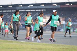 BIB: 53417, 53418, 52998, 51520
                            <button type="button" onclick="openModal(10575054)" class="btn btn-primary btn-sm float-right btn-popup" data-toggle="modal" data-target=".modal-high-quality">
                        <i class="fas fa-shopping-cart"></i> Add to Cart
                    </button>
                                            <button type="button" onclick="isThisMe(10575054, true)" class="btn btn-success btn-sm float-right btn-popup btn-isme hidden" data-toggle="tooltip" data-placement="bottom" title="นี่คือรูปของคุณใช่ไหม คลิกที่นี่เพื่อเอาเข้าอัลบั้ม">
                        <i class="fas fa-plus"></i> Add to album
                    </button>
                    <button type="button" onclick="isThisMe(10575054, false)" class="btn btn-warning btn-sm float-right btn-popup btn-isnotme hidden">
                        <i class="fas fa-ban"></i> Remove from album
                    </button>