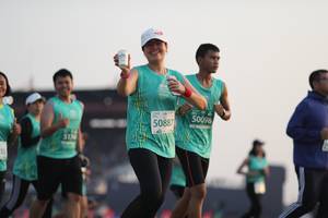 BIB: 50098, 50887
                            <button type="button" onclick="openModal(10573988)" class="btn btn-primary btn-sm float-right btn-popup" data-toggle="modal" data-target=".modal-high-quality">
                        <i class="fas fa-shopping-cart"></i> Add to Cart
                    </button>
                                            <button type="button" onclick="isThisMe(10573988, true)" class="btn btn-success btn-sm float-right btn-popup btn-isme hidden" data-toggle="tooltip" data-placement="bottom" title="นี่คือรูปของคุณใช่ไหม คลิกที่นี่เพื่อเอาเข้าอัลบั้ม">
                        <i class="fas fa-plus"></i> Add to album
                    </button>
                    <button type="button" onclick="isThisMe(10573988, false)" class="btn btn-warning btn-sm float-right btn-popup btn-isnotme hidden">
                        <i class="fas fa-ban"></i> Remove from album
                    </button>