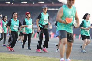 BIB: 8337, 310, 83392
                            <button type="button" onclick="openModal(10574830)" class="btn btn-primary btn-sm float-right btn-popup" data-toggle="modal" data-target=".modal-high-quality">
                        <i class="fas fa-shopping-cart"></i> Add to Cart
                    </button>
                                            <button type="button" onclick="isThisMe(10574830, true)" class="btn btn-success btn-sm float-right btn-popup btn-isme hidden" data-toggle="tooltip" data-placement="bottom" title="นี่คือรูปของคุณใช่ไหม คลิกที่นี่เพื่อเอาเข้าอัลบั้ม">
                        <i class="fas fa-plus"></i> Add to album
                    </button>
                    <button type="button" onclick="isThisMe(10574830, false)" class="btn btn-warning btn-sm float-right btn-popup btn-isnotme hidden">
                        <i class="fas fa-ban"></i> Remove from album
                    </button>