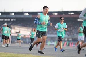 BIB: 
                            <button type="button" onclick="openModal(10573731)" class="btn btn-primary btn-sm float-right btn-popup" data-toggle="modal" data-target=".modal-high-quality">
                        <i class="fas fa-shopping-cart"></i> Add to Cart
                    </button>
                                            <button type="button" onclick="isThisMe(10573731, true)" class="btn btn-success btn-sm float-right btn-popup btn-isme hidden" data-toggle="tooltip" data-placement="bottom" title="นี่คือรูปของคุณใช่ไหม คลิกที่นี่เพื่อเอาเข้าอัลบั้ม">
                        <i class="fas fa-plus"></i> Add to album
                    </button>
                    <button type="button" onclick="isThisMe(10573731, false)" class="btn btn-warning btn-sm float-right btn-popup btn-isnotme hidden">
                        <i class="fas fa-ban"></i> Remove from album
                    </button>