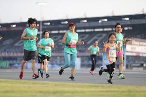 BIB: 50912, 530
                            <button type="button" onclick="openModal(10573593)" class="btn btn-primary btn-sm float-right btn-popup" data-toggle="modal" data-target=".modal-high-quality">
                        <i class="fas fa-shopping-cart"></i> Add to Cart
                    </button>
                                            <button type="button" onclick="isThisMe(10573593, true)" class="btn btn-success btn-sm float-right btn-popup btn-isme hidden" data-toggle="tooltip" data-placement="bottom" title="นี่คือรูปของคุณใช่ไหม คลิกที่นี่เพื่อเอาเข้าอัลบั้ม">
                        <i class="fas fa-plus"></i> Add to album
                    </button>
                    <button type="button" onclick="isThisMe(10573593, false)" class="btn btn-warning btn-sm float-right btn-popup btn-isnotme hidden">
                        <i class="fas fa-ban"></i> Remove from album
                    </button>