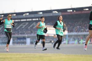 BIB: 5006, 52291
                            <button type="button" onclick="openModal(10573614)" class="btn btn-primary btn-sm float-right btn-popup" data-toggle="modal" data-target=".modal-high-quality">
                        <i class="fas fa-shopping-cart"></i> Add to Cart
                    </button>
                                            <button type="button" onclick="isThisMe(10573614, true)" class="btn btn-success btn-sm float-right btn-popup btn-isme hidden" data-toggle="tooltip" data-placement="bottom" title="นี่คือรูปของคุณใช่ไหม คลิกที่นี่เพื่อเอาเข้าอัลบั้ม">
                        <i class="fas fa-plus"></i> Add to album
                    </button>
                    <button type="button" onclick="isThisMe(10573614, false)" class="btn btn-warning btn-sm float-right btn-popup btn-isnotme hidden">
                        <i class="fas fa-ban"></i> Remove from album
                    </button>