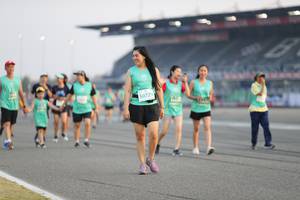 BIB: 50729
                            <button type="button" onclick="openModal(10575450)" class="btn btn-primary btn-sm float-right btn-popup" data-toggle="modal" data-target=".modal-high-quality">
                        <i class="fas fa-shopping-cart"></i> Add to Cart
                    </button>
                                            <button type="button" onclick="isThisMe(10575450, true)" class="btn btn-success btn-sm float-right btn-popup btn-isme hidden" data-toggle="tooltip" data-placement="bottom" title="นี่คือรูปของคุณใช่ไหม คลิกที่นี่เพื่อเอาเข้าอัลบั้ม">
                        <i class="fas fa-plus"></i> Add to album
                    </button>
                    <button type="button" onclick="isThisMe(10575450, false)" class="btn btn-warning btn-sm float-right btn-popup btn-isnotme hidden">
                        <i class="fas fa-ban"></i> Remove from album
                    </button>