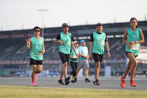 BIB: 5198, 5190, 4701, 2277, 51609
                            <button type="button" onclick="openModal(10573074)" class="btn btn-primary btn-sm float-right btn-popup" data-toggle="modal" data-target=".modal-high-quality">
                        <i class="fas fa-shopping-cart"></i> Add to Cart
                    </button>
                                            <button type="button" onclick="isThisMe(10573074, true)" class="btn btn-success btn-sm float-right btn-popup btn-isme hidden" data-toggle="tooltip" data-placement="bottom" title="นี่คือรูปของคุณใช่ไหม คลิกที่นี่เพื่อเอาเข้าอัลบั้ม">
                        <i class="fas fa-plus"></i> Add to album
                    </button>
                    <button type="button" onclick="isThisMe(10573074, false)" class="btn btn-warning btn-sm float-right btn-popup btn-isnotme hidden">
                        <i class="fas fa-ban"></i> Remove from album
                    </button>