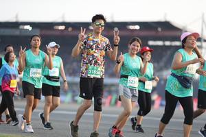 BIB: 5315, 51856, 528, 50996, 5235, 534
                            <button type="button" onclick="openModal(10574455)" class="btn btn-primary btn-sm float-right btn-popup" data-toggle="modal" data-target=".modal-high-quality">
                        <i class="fas fa-shopping-cart"></i> Add to Cart
                    </button>
                                            <button type="button" onclick="isThisMe(10574455, true)" class="btn btn-success btn-sm float-right btn-popup btn-isme hidden" data-toggle="tooltip" data-placement="bottom" title="นี่คือรูปของคุณใช่ไหม คลิกที่นี่เพื่อเอาเข้าอัลบั้ม">
                        <i class="fas fa-plus"></i> Add to album
                    </button>
                    <button type="button" onclick="isThisMe(10574455, false)" class="btn btn-warning btn-sm float-right btn-popup btn-isnotme hidden">
                        <i class="fas fa-ban"></i> Remove from album
                    </button>