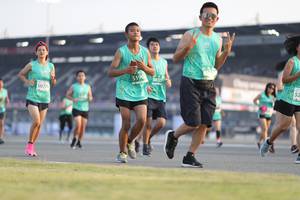 BIB: 5190, 5035, 5072
                            <button type="button" onclick="openModal(10573671)" class="btn btn-primary btn-sm float-right btn-popup" data-toggle="modal" data-target=".modal-high-quality">
                        <i class="fas fa-shopping-cart"></i> Add to Cart
                    </button>
                                            <button type="button" onclick="isThisMe(10573671, true)" class="btn btn-success btn-sm float-right btn-popup btn-isme hidden" data-toggle="tooltip" data-placement="bottom" title="นี่คือรูปของคุณใช่ไหม คลิกที่นี่เพื่อเอาเข้าอัลบั้ม">
                        <i class="fas fa-plus"></i> Add to album
                    </button>
                    <button type="button" onclick="isThisMe(10573671, false)" class="btn btn-warning btn-sm float-right btn-popup btn-isnotme hidden">
                        <i class="fas fa-ban"></i> Remove from album
                    </button>