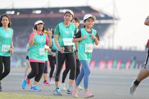 BIB: 5077, 5053, 5260
                            <button type="button" onclick="openModal(10574604)" class="btn btn-primary btn-sm float-right btn-popup" data-toggle="modal" data-target=".modal-high-quality">
                        <i class="fas fa-shopping-cart"></i> Add to Cart
                    </button>
                                            <button type="button" onclick="isThisMe(10574604, true)" class="btn btn-success btn-sm float-right btn-popup btn-isme hidden" data-toggle="tooltip" data-placement="bottom" title="นี่คือรูปของคุณใช่ไหม คลิกที่นี่เพื่อเอาเข้าอัลบั้ม">
                        <i class="fas fa-plus"></i> Add to album
                    </button>
                    <button type="button" onclick="isThisMe(10574604, false)" class="btn btn-warning btn-sm float-right btn-popup btn-isnotme hidden">
                        <i class="fas fa-ban"></i> Remove from album
                    </button>