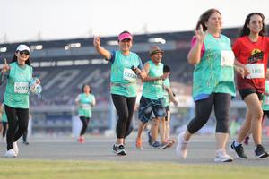 BIB: 100, 2721, 50792
                            <button type="button" onclick="openModal(10574217)" class="btn btn-primary btn-sm float-right btn-popup" data-toggle="modal" data-target=".modal-high-quality">
                        <i class="fas fa-shopping-cart"></i> Add to Cart
                    </button>
                                            <button type="button" onclick="isThisMe(10574217, true)" class="btn btn-success btn-sm float-right btn-popup btn-isme hidden" data-toggle="tooltip" data-placement="bottom" title="นี่คือรูปของคุณใช่ไหม คลิกที่นี่เพื่อเอาเข้าอัลบั้ม">
                        <i class="fas fa-plus"></i> Add to album
                    </button>
                    <button type="button" onclick="isThisMe(10574217, false)" class="btn btn-warning btn-sm float-right btn-popup btn-isnotme hidden">
                        <i class="fas fa-ban"></i> Remove from album
                    </button>