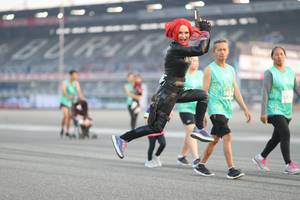 BIB: 502
                            <button type="button" onclick="openModal(10575567)" class="btn btn-primary btn-sm float-right btn-popup" data-toggle="modal" data-target=".modal-high-quality">
                        <i class="fas fa-shopping-cart"></i> Add to Cart
                    </button>
                                            <button type="button" onclick="isThisMe(10575567, true)" class="btn btn-success btn-sm float-right btn-popup btn-isme hidden" data-toggle="tooltip" data-placement="bottom" title="นี่คือรูปของคุณใช่ไหม คลิกที่นี่เพื่อเอาเข้าอัลบั้ม">
                        <i class="fas fa-plus"></i> Add to album
                    </button>
                    <button type="button" onclick="isThisMe(10575567, false)" class="btn btn-warning btn-sm float-right btn-popup btn-isnotme hidden">
                        <i class="fas fa-ban"></i> Remove from album
                    </button>