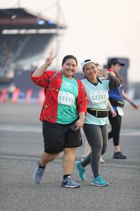 BIB: 52257, 53335
                            <button type="button" onclick="openModal(10575367)" class="btn btn-primary btn-sm float-right btn-popup" data-toggle="modal" data-target=".modal-high-quality">
                        <i class="fas fa-shopping-cart"></i> Add to Cart
                    </button>
                                            <button type="button" onclick="isThisMe(10575367, true)" class="btn btn-success btn-sm float-right btn-popup btn-isme hidden" data-toggle="tooltip" data-placement="bottom" title="นี่คือรูปของคุณใช่ไหม คลิกที่นี่เพื่อเอาเข้าอัลบั้ม">
                        <i class="fas fa-plus"></i> Add to album
                    </button>
                    <button type="button" onclick="isThisMe(10575367, false)" class="btn btn-warning btn-sm float-right btn-popup btn-isnotme hidden">
                        <i class="fas fa-ban"></i> Remove from album
                    </button>