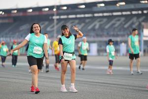 BIB: 52999, 53000
                            <button type="button" onclick="openModal(10575539)" class="btn btn-primary btn-sm float-right btn-popup" data-toggle="modal" data-target=".modal-high-quality">
                        <i class="fas fa-shopping-cart"></i> Add to Cart
                    </button>
                                            <button type="button" onclick="isThisMe(10575539, true)" class="btn btn-success btn-sm float-right btn-popup btn-isme hidden" data-toggle="tooltip" data-placement="bottom" title="นี่คือรูปของคุณใช่ไหม คลิกที่นี่เพื่อเอาเข้าอัลบั้ม">
                        <i class="fas fa-plus"></i> Add to album
                    </button>
                    <button type="button" onclick="isThisMe(10575539, false)" class="btn btn-warning btn-sm float-right btn-popup btn-isnotme hidden">
                        <i class="fas fa-ban"></i> Remove from album
                    </button>