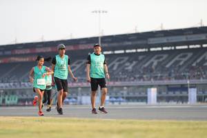 BIB: 519, 52277
                            <button type="button" onclick="openModal(10573068)" class="btn btn-primary btn-sm float-right btn-popup" data-toggle="modal" data-target=".modal-high-quality">
                        <i class="fas fa-shopping-cart"></i> Add to Cart
                    </button>
                                            <button type="button" onclick="isThisMe(10573068, true)" class="btn btn-success btn-sm float-right btn-popup btn-isme hidden" data-toggle="tooltip" data-placement="bottom" title="นี่คือรูปของคุณใช่ไหม คลิกที่นี่เพื่อเอาเข้าอัลบั้ม">
                        <i class="fas fa-plus"></i> Add to album
                    </button>
                    <button type="button" onclick="isThisMe(10573068, false)" class="btn btn-warning btn-sm float-right btn-popup btn-isnotme hidden">
                        <i class="fas fa-ban"></i> Remove from album
                    </button>