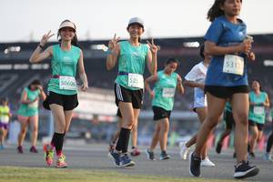 BIB: 5313, 525, 50606
                            <button type="button" onclick="openModal(10574138)" class="btn btn-primary btn-sm float-right btn-popup" data-toggle="modal" data-target=".modal-high-quality">
                        <i class="fas fa-shopping-cart"></i> Add to Cart
                    </button>
                                            <button type="button" onclick="isThisMe(10574138, true)" class="btn btn-success btn-sm float-right btn-popup btn-isme hidden" data-toggle="tooltip" data-placement="bottom" title="นี่คือรูปของคุณใช่ไหม คลิกที่นี่เพื่อเอาเข้าอัลบั้ม">
                        <i class="fas fa-plus"></i> Add to album
                    </button>
                    <button type="button" onclick="isThisMe(10574138, false)" class="btn btn-warning btn-sm float-right btn-popup btn-isnotme hidden">
                        <i class="fas fa-ban"></i> Remove from album
                    </button>