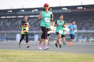 BIB: 52815
                            <button type="button" onclick="openModal(10573689)" class="btn btn-primary btn-sm float-right btn-popup" data-toggle="modal" data-target=".modal-high-quality">
                        <i class="fas fa-shopping-cart"></i> Add to Cart
                    </button>
                                            <button type="button" onclick="isThisMe(10573689, true)" class="btn btn-success btn-sm float-right btn-popup btn-isme hidden" data-toggle="tooltip" data-placement="bottom" title="นี่คือรูปของคุณใช่ไหม คลิกที่นี่เพื่อเอาเข้าอัลบั้ม">
                        <i class="fas fa-plus"></i> Add to album
                    </button>
                    <button type="button" onclick="isThisMe(10573689, false)" class="btn btn-warning btn-sm float-right btn-popup btn-isnotme hidden">
                        <i class="fas fa-ban"></i> Remove from album
                    </button>