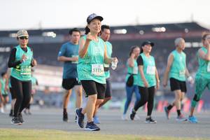 BIB: 190, 5115
                            <button type="button" onclick="openModal(10574192)" class="btn btn-primary btn-sm float-right btn-popup" data-toggle="modal" data-target=".modal-high-quality">
                        <i class="fas fa-shopping-cart"></i> Add to Cart
                    </button>
                                            <button type="button" onclick="isThisMe(10574192, true)" class="btn btn-success btn-sm float-right btn-popup btn-isme hidden" data-toggle="tooltip" data-placement="bottom" title="นี่คือรูปของคุณใช่ไหม คลิกที่นี่เพื่อเอาเข้าอัลบั้ม">
                        <i class="fas fa-plus"></i> Add to album
                    </button>
                    <button type="button" onclick="isThisMe(10574192, false)" class="btn btn-warning btn-sm float-right btn-popup btn-isnotme hidden">
                        <i class="fas fa-ban"></i> Remove from album
                    </button>