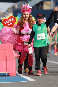 BIB: 5102
                            <button type="button" onclick="openModal(11970807)" class="btn btn-primary btn-sm float-right btn-popup" data-toggle="modal" data-target=".modal-high-quality">
                        <i class="fas fa-shopping-cart"></i> Add to Cart
                    </button>
                                            <button type="button" onclick="isThisMe(11970807, true)" class="btn btn-success btn-sm float-right btn-popup btn-isme hidden" data-toggle="tooltip" data-placement="bottom" title="นี่คือรูปของคุณใช่ไหม คลิกที่นี่เพื่อเอาเข้าอัลบั้ม">
                        <i class="fas fa-plus"></i> Add to album
                    </button>
                    <button type="button" onclick="isThisMe(11970807, false)" class="btn btn-warning btn-sm float-right btn-popup btn-isnotme hidden">
                        <i class="fas fa-ban"></i> Remove from album
                    </button>