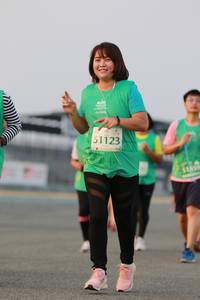 BIB: 51123, 185
                            <button type="button" onclick="openModal(12000962)" class="btn btn-primary btn-sm float-right btn-popup" data-toggle="modal" data-target=".modal-high-quality">
                        <i class="fas fa-shopping-cart"></i> Add to Cart
                    </button>
                                            <button type="button" onclick="isThisMe(12000962, true)" class="btn btn-success btn-sm float-right btn-popup btn-isme hidden" data-toggle="tooltip" data-placement="bottom" title="นี่คือรูปของคุณใช่ไหม คลิกที่นี่เพื่อเอาเข้าอัลบั้ม">
                        <i class="fas fa-plus"></i> Add to album
                    </button>
                    <button type="button" onclick="isThisMe(12000962, false)" class="btn btn-warning btn-sm float-right btn-popup btn-isnotme hidden">
                        <i class="fas fa-ban"></i> Remove from album
                    </button>