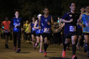 BIB: 402, 41552, 4207
                            <button type="button" onclick="openModal(11881257)" class="btn btn-primary btn-sm float-right btn-popup" data-toggle="modal" data-target=".modal-high-quality">
                        <i class="fas fa-shopping-cart"></i> Add to Cart
                    </button>
                                            <button type="button" onclick="isThisMe(11881257, true)" class="btn btn-success btn-sm float-right btn-popup btn-isme hidden" data-toggle="tooltip" data-placement="bottom" title="นี่คือรูปของคุณใช่ไหม คลิกที่นี่เพื่อเอาเข้าอัลบั้ม">
                        <i class="fas fa-plus"></i> Add to album
                    </button>
                    <button type="button" onclick="isThisMe(11881257, false)" class="btn btn-warning btn-sm float-right btn-popup btn-isnotme hidden">
                        <i class="fas fa-ban"></i> Remove from album
                    </button>