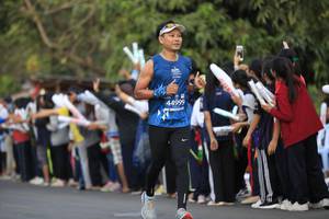 BIB: 44999
                            <button type="button" onclick="openModal(11492364)" class="btn btn-primary btn-sm float-right btn-popup" data-toggle="modal" data-target=".modal-high-quality">
                        <i class="fas fa-shopping-cart"></i> Add to Cart
                    </button>
                                            <button type="button" onclick="isThisMe(11492364, true)" class="btn btn-success btn-sm float-right btn-popup btn-isme hidden" data-toggle="tooltip" data-placement="bottom" title="นี่คือรูปของคุณใช่ไหม คลิกที่นี่เพื่อเอาเข้าอัลบั้ม">
                        <i class="fas fa-plus"></i> Add to album
                    </button>
                    <button type="button" onclick="isThisMe(11492364, false)" class="btn btn-warning btn-sm float-right btn-popup btn-isnotme hidden">
                        <i class="fas fa-ban"></i> Remove from album
                    </button>