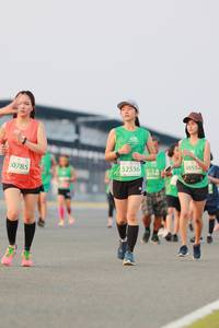 BIB: 50552, 52536, 0785
                            <button type="button" onclick="openModal(12001233)" class="btn btn-primary btn-sm float-right btn-popup" data-toggle="modal" data-target=".modal-high-quality">
                        <i class="fas fa-shopping-cart"></i> Add to Cart
                    </button>
                                            <button type="button" onclick="isThisMe(12001233, true)" class="btn btn-success btn-sm float-right btn-popup btn-isme hidden" data-toggle="tooltip" data-placement="bottom" title="นี่คือรูปของคุณใช่ไหม คลิกที่นี่เพื่อเอาเข้าอัลบั้ม">
                        <i class="fas fa-plus"></i> Add to album
                    </button>
                    <button type="button" onclick="isThisMe(12001233, false)" class="btn btn-warning btn-sm float-right btn-popup btn-isnotme hidden">
                        <i class="fas fa-ban"></i> Remove from album
                    </button>