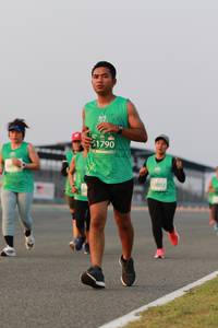 BIB: 51790, 50802
                            <button type="button" onclick="openModal(11998538)" class="btn btn-primary btn-sm float-right btn-popup" data-toggle="modal" data-target=".modal-high-quality">
                        <i class="fas fa-shopping-cart"></i> Add to Cart
                    </button>
                                            <button type="button" onclick="isThisMe(11998538, true)" class="btn btn-success btn-sm float-right btn-popup btn-isme hidden" data-toggle="tooltip" data-placement="bottom" title="นี่คือรูปของคุณใช่ไหม คลิกที่นี่เพื่อเอาเข้าอัลบั้ม">
                        <i class="fas fa-plus"></i> Add to album
                    </button>
                    <button type="button" onclick="isThisMe(11998538, false)" class="btn btn-warning btn-sm float-right btn-popup btn-isnotme hidden">
                        <i class="fas fa-ban"></i> Remove from album
                    </button>