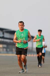 BIB: 2075
                            <button type="button" onclick="openModal(11989430)" class="btn btn-primary btn-sm float-right btn-popup" data-toggle="modal" data-target=".modal-high-quality">
                        <i class="fas fa-shopping-cart"></i> Add to Cart
                    </button>
                                            <button type="button" onclick="isThisMe(11989430, true)" class="btn btn-success btn-sm float-right btn-popup btn-isme hidden" data-toggle="tooltip" data-placement="bottom" title="นี่คือรูปของคุณใช่ไหม คลิกที่นี่เพื่อเอาเข้าอัลบั้ม">
                        <i class="fas fa-plus"></i> Add to album
                    </button>
                    <button type="button" onclick="isThisMe(11989430, false)" class="btn btn-warning btn-sm float-right btn-popup btn-isnotme hidden">
                        <i class="fas fa-ban"></i> Remove from album
                    </button>