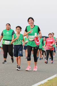 BIB: 52695, 51507, 51342
                            <button type="button" onclick="openModal(12002517)" class="btn btn-primary btn-sm float-right btn-popup" data-toggle="modal" data-target=".modal-high-quality">
                        <i class="fas fa-shopping-cart"></i> Add to Cart
                    </button>
                                            <button type="button" onclick="isThisMe(12002517, true)" class="btn btn-success btn-sm float-right btn-popup btn-isme hidden" data-toggle="tooltip" data-placement="bottom" title="นี่คือรูปของคุณใช่ไหม คลิกที่นี่เพื่อเอาเข้าอัลบั้ม">
                        <i class="fas fa-plus"></i> Add to album
                    </button>
                    <button type="button" onclick="isThisMe(12002517, false)" class="btn btn-warning btn-sm float-right btn-popup btn-isnotme hidden">
                        <i class="fas fa-ban"></i> Remove from album
                    </button>
