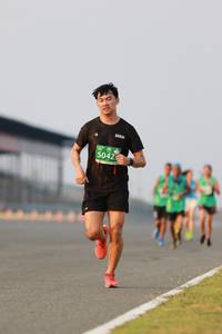 BIB: 5042
                            <button type="button" onclick="openModal(11988045)" class="btn btn-primary btn-sm float-right btn-popup" data-toggle="modal" data-target=".modal-high-quality">
                        <i class="fas fa-shopping-cart"></i> Add to Cart
                    </button>
                                            <button type="button" onclick="isThisMe(11988045, true)" class="btn btn-success btn-sm float-right btn-popup btn-isme hidden" data-toggle="tooltip" data-placement="bottom" title="นี่คือรูปของคุณใช่ไหม คลิกที่นี่เพื่อเอาเข้าอัลบั้ม">
                        <i class="fas fa-plus"></i> Add to album
                    </button>
                    <button type="button" onclick="isThisMe(11988045, false)" class="btn btn-warning btn-sm float-right btn-popup btn-isnotme hidden">
                        <i class="fas fa-ban"></i> Remove from album
                    </button>