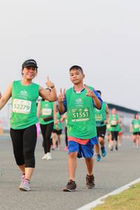 BIB: 52279, 51551
                            <button type="button" onclick="openModal(12001126)" class="btn btn-primary btn-sm float-right btn-popup" data-toggle="modal" data-target=".modal-high-quality">
                        <i class="fas fa-shopping-cart"></i> Add to Cart
                    </button>
                                            <button type="button" onclick="isThisMe(12001126, true)" class="btn btn-success btn-sm float-right btn-popup btn-isme hidden" data-toggle="tooltip" data-placement="bottom" title="นี่คือรูปของคุณใช่ไหม คลิกที่นี่เพื่อเอาเข้าอัลบั้ม">
                        <i class="fas fa-plus"></i> Add to album
                    </button>
                    <button type="button" onclick="isThisMe(12001126, false)" class="btn btn-warning btn-sm float-right btn-popup btn-isnotme hidden">
                        <i class="fas fa-ban"></i> Remove from album
                    </button>