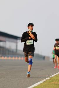 BIB: 52600
                            <button type="button" onclick="openModal(11988008)" class="btn btn-primary btn-sm float-right btn-popup" data-toggle="modal" data-target=".modal-high-quality">
                        <i class="fas fa-shopping-cart"></i> Add to Cart
                    </button>
                                            <button type="button" onclick="isThisMe(11988008, true)" class="btn btn-success btn-sm float-right btn-popup btn-isme hidden" data-toggle="tooltip" data-placement="bottom" title="นี่คือรูปของคุณใช่ไหม คลิกที่นี่เพื่อเอาเข้าอัลบั้ม">
                        <i class="fas fa-plus"></i> Add to album
                    </button>
                    <button type="button" onclick="isThisMe(11988008, false)" class="btn btn-warning btn-sm float-right btn-popup btn-isnotme hidden">
                        <i class="fas fa-ban"></i> Remove from album
                    </button>